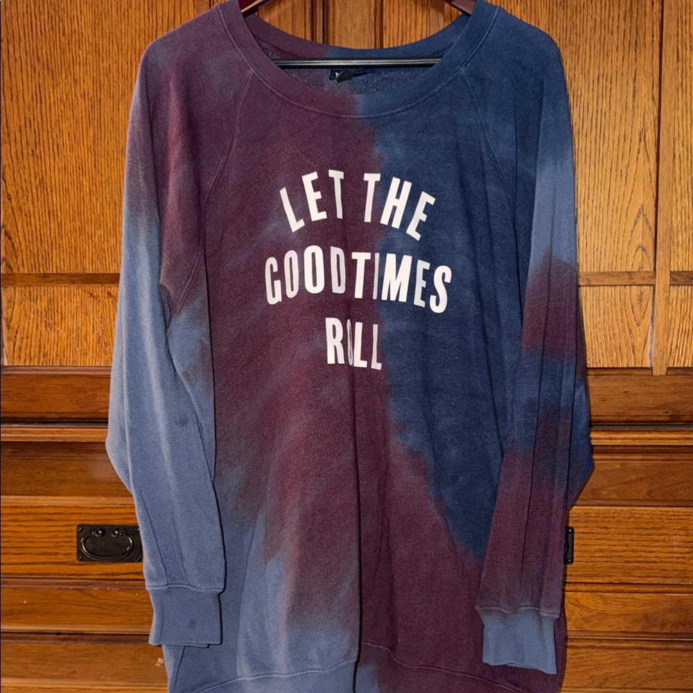 torrid Tie-Dye Sweatshirt in Navy & Burgundy with White Text - Picture 5 of 6